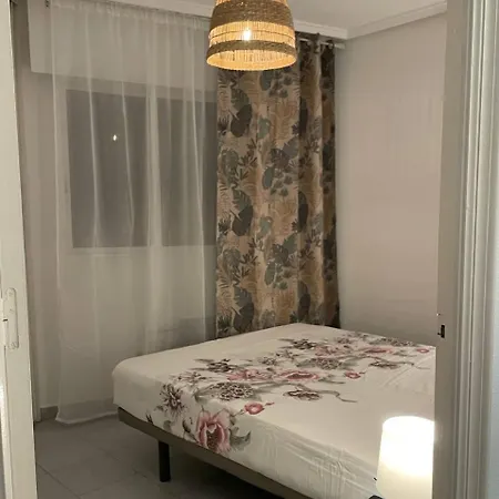 Tropical Vibe Apartment Torrevieja